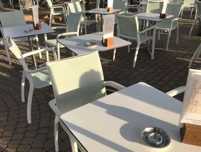 05 Mobilier Restaurant Suisse
