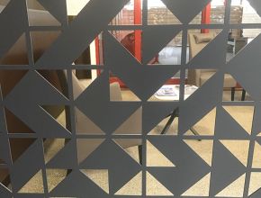 Parois de séparations modulaires de salle s'attente.