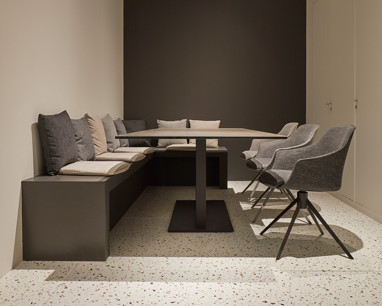 Mobliberica Table Dado – Image 6