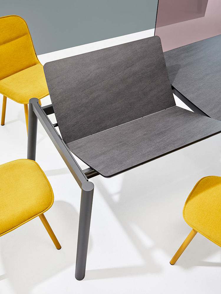 Mobliberica Table Köln – Image 4